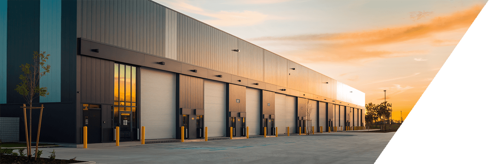 Highway 400 Building for Lease